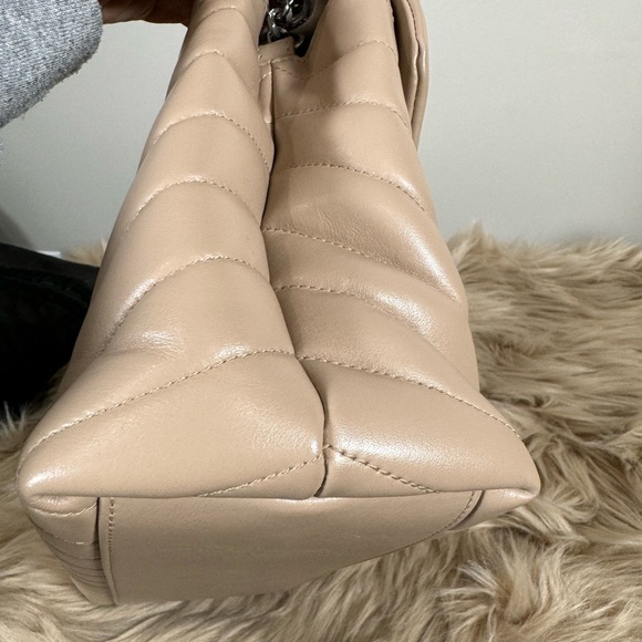 ❌❌❌SOLD❌❌❌Authentic YSL Yves Saint Laurent Monogram Loulou Shoulder/Crossbody - Picture 5 of 15